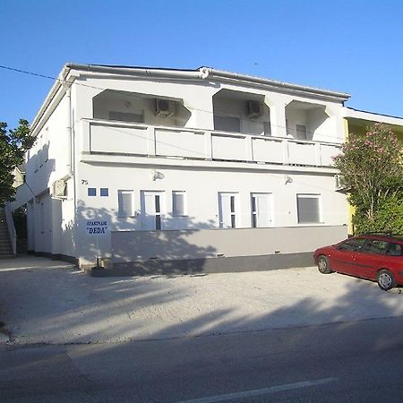 Deda Apartments Pag Town Bagian luar foto